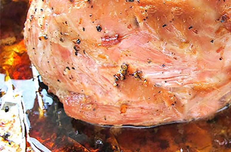 Natal: prepare um pernil de porco sem osso delicioso!