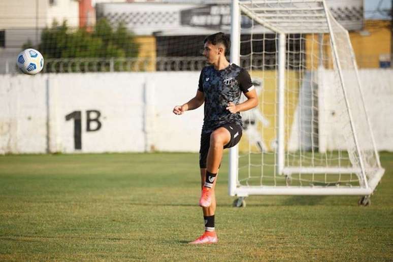 Marco Antônio é atleta do Ceará (Foto: Felipe Santos)