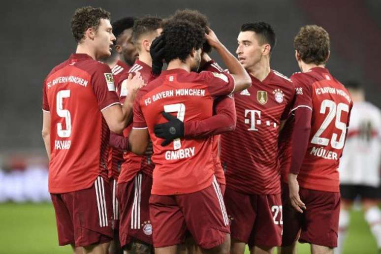 Bayern goleou o Stuttgart por 5 a 0 (Foto: THOMAS KIENZLE / AFP)