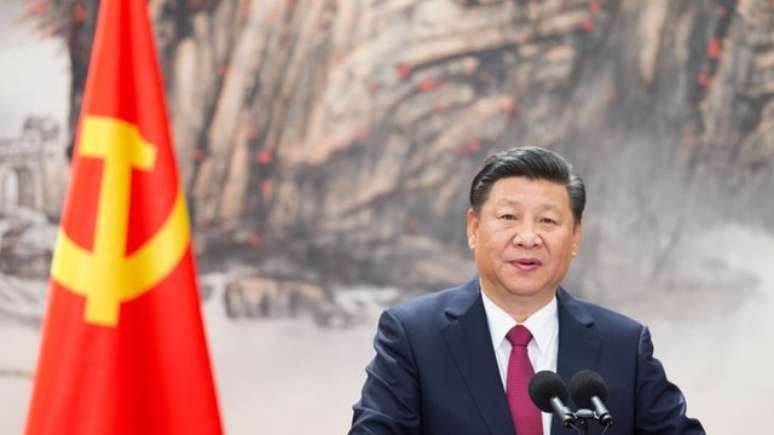 O presidente Xi Jinping concentrou poder em suas mãos e eliminou o limite de dois mandados presidenciais