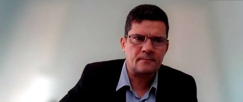 Sem covid, Moro volta à campanha presencial na segunda