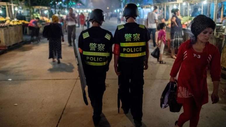 Pequim aumentou o controle sobre áreas distantes, como Kashgar, onde os uigures diz ser perseguidos pelo regime