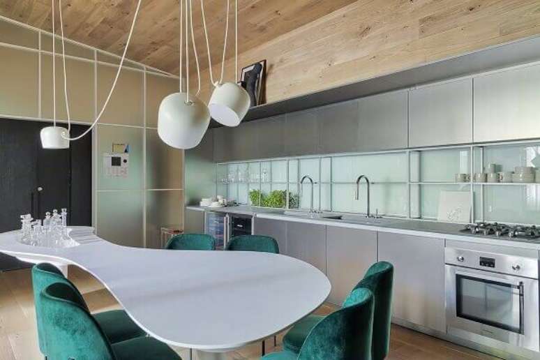 15. Decora&ccedil;&atilde;o de cozinha com duas cubas de embutir e torneira flex&iacute;vel &ndash; Projeto Nildo Jose