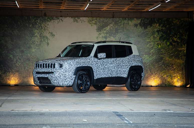 Jeep Renegade terá que ser transformado para receber as arquiteturas BEV e Bio-Hybrid Plug-in