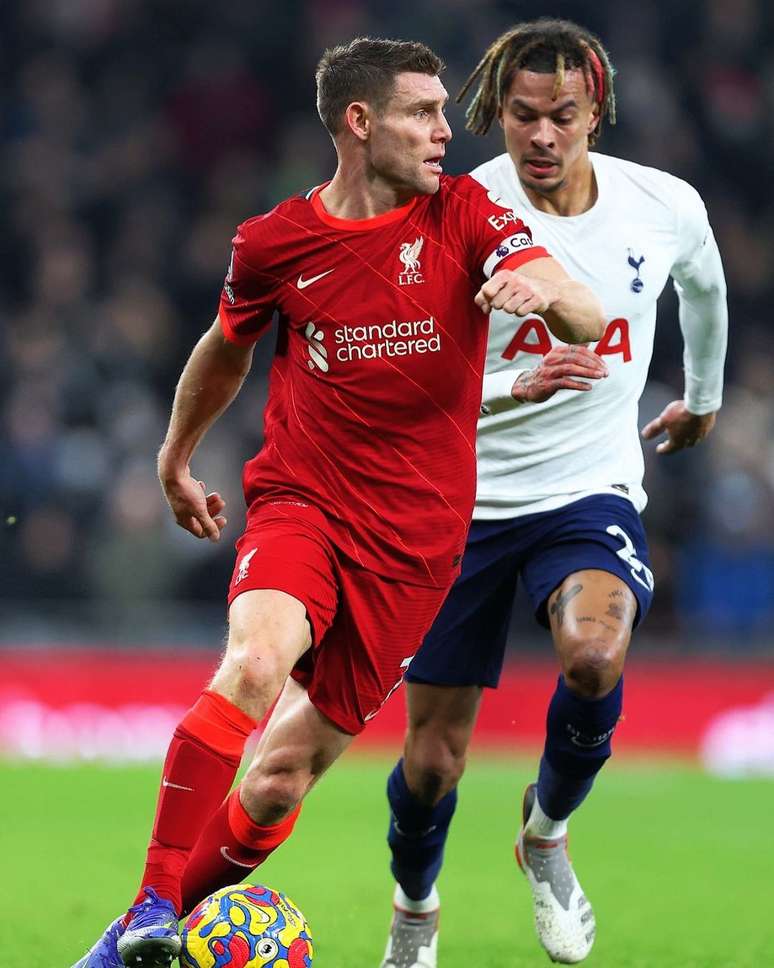 Liverpool empata com Tottenham em 2 a 2 