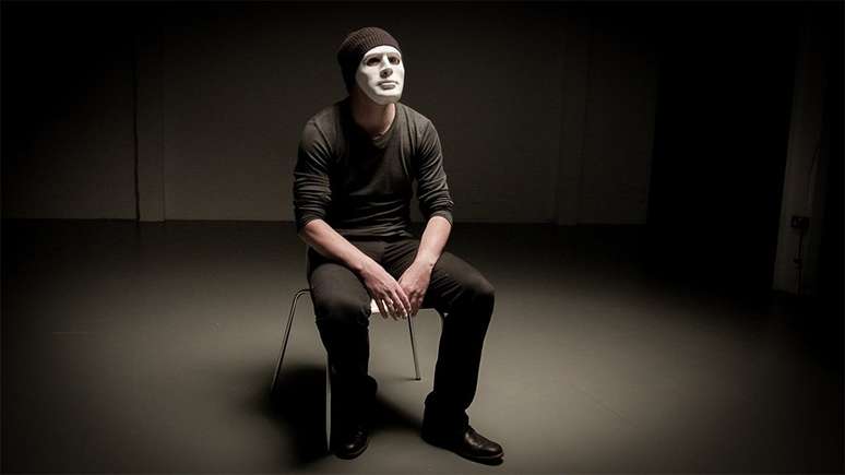 "Eles se difundiram por toda a Europa, &Aacute;sia e Am&eacute;rica do Norte e do Sul", afirma Tobias. "N&atilde;o &eacute; um clube pequeno, mas sim uma organiza&ccedil;&atilde;o criminosa incrivelmente grande."