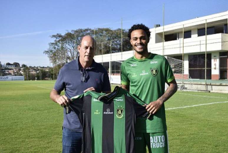 Chrigor, vindo do Red Bull Bragantino, não seguirá no Coelho-( João Zebral/América-MG)