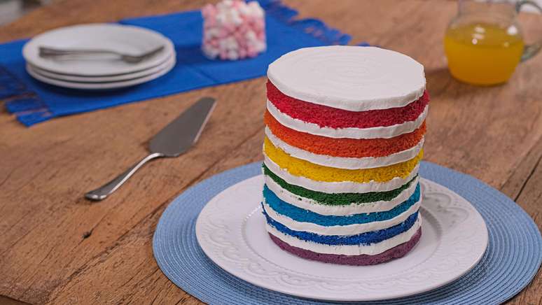 Sobremesas de Natal - bolo arco-íris