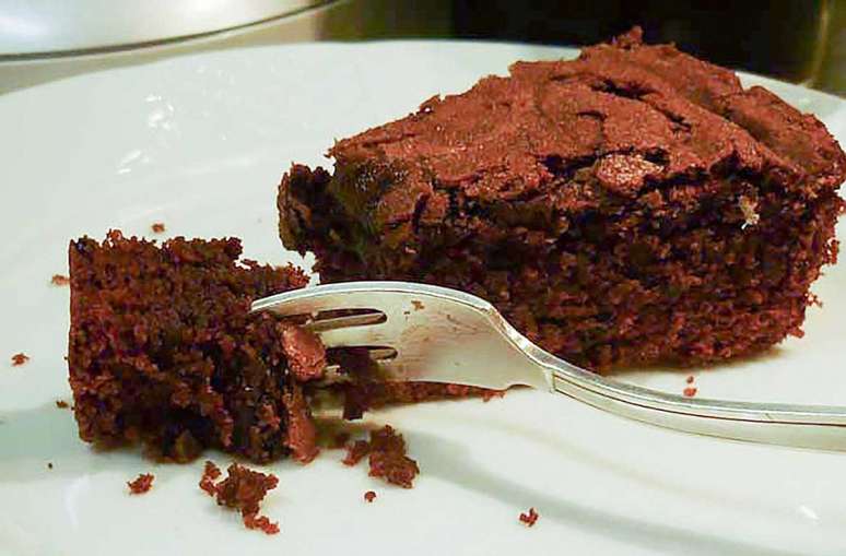 Receita de bolo de chocolate com café espetacular