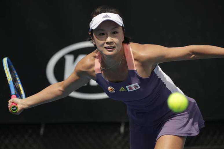 Peng Shuai durante uma competição em Melbourne, na Austrália