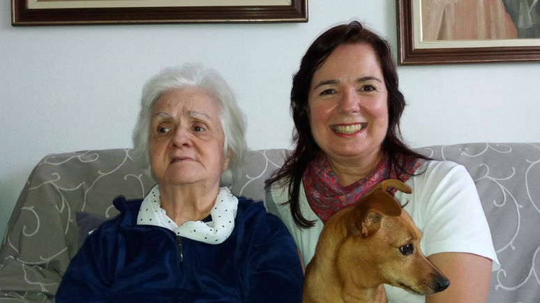 Livre da responsabilidade de cuidar, L&iacute;gia desenvolve um relacionamento diferente com a m&atilde;e