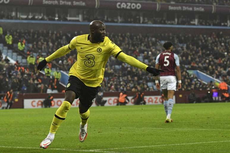 Lukaku foi o grande nome do Chelsea com atuação impecável no segundo tempo (Foto: OLI SCARFF / AFP)