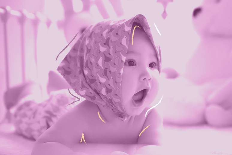 bebe bocejando