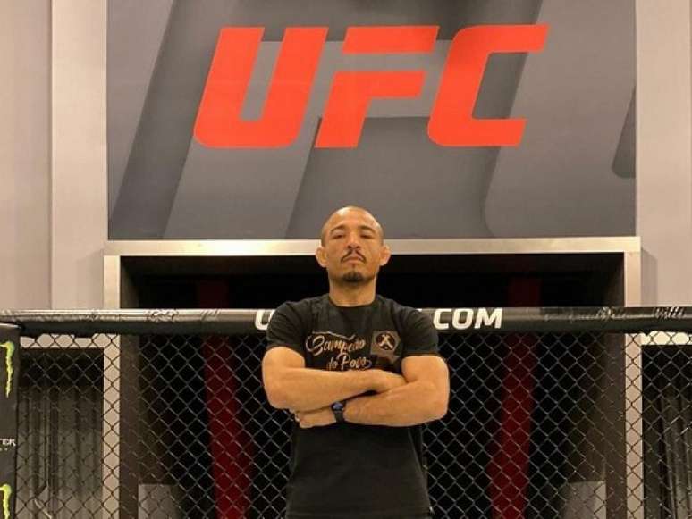 José Aldo foi elogiado por John Kavanagh, treinador de Conor McGregor (Foto: Reprodução/Instagram)