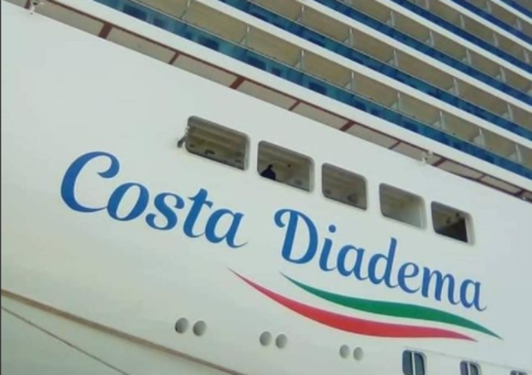 Navio Costa Diadema