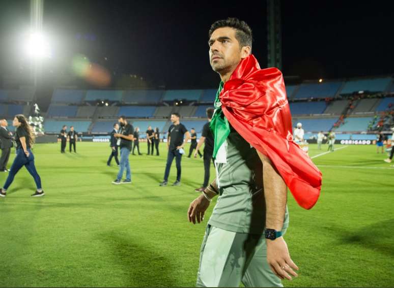 Abel Ferreira after the Libertadores title in Montevideo Cesar Greco / Palmeiras