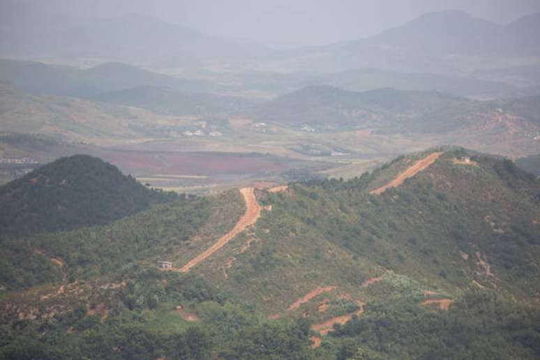 Zona desmilitarizada, geralmente, é palco de deserções do Norte para Sul