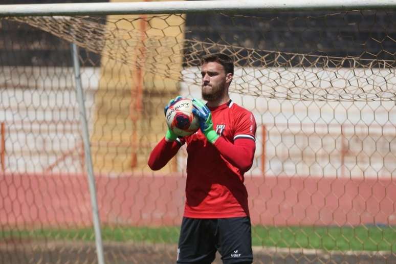 Igor Bohn é o novo goleiro da Chape para 2021 (João Victor Menezes/Agência Botafogo)