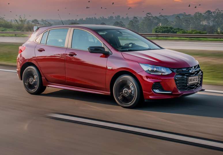 Qual Comprar 2022: Chevrolet Onix vence a categoria de melhor