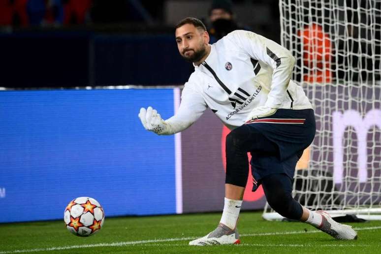 Donnarumma chegou ao PSG nesta temporada após deixar o Milan (Foto: FRANCK FIFE / AFP)