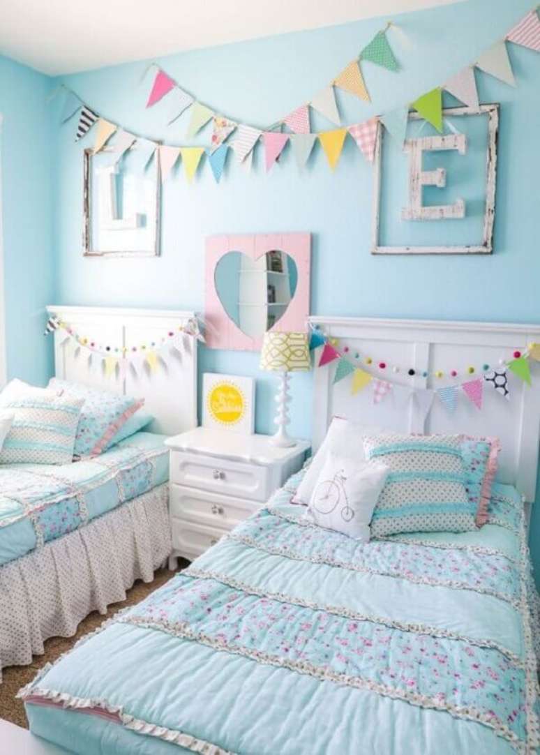 40. Quarto verde água com decoração infantil – Foto Lil Luna