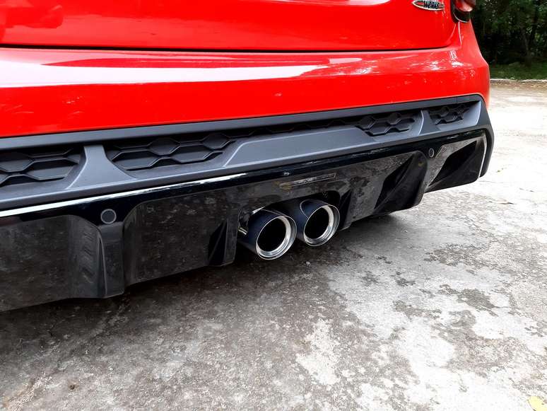 Mini John Cooper Works 2.0 turbo