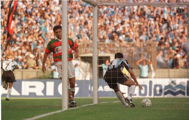 A Portuguesa perdeu a final do Brasileirão de 1996 para o Grêmio (Foto: Acervo/Gazeta Press)