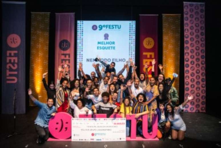 Espet&aacute;culo premiado que fala de resist&ecirc;ncia luta pra retornar aos palcos da mar&eacute;