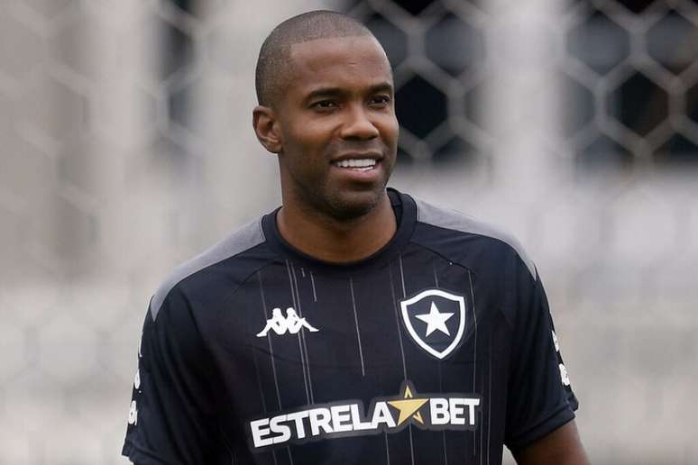 Fabinho é uma das contratações do Botafogo para 2022 (Foto: Vítor Silva/Botafogo)