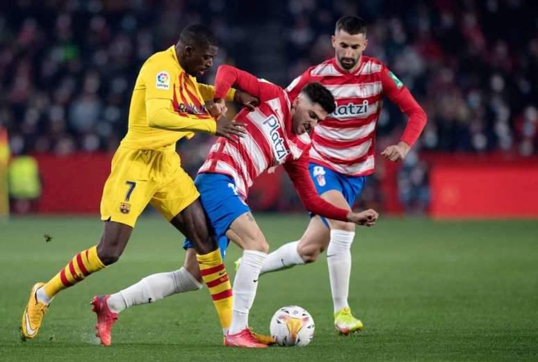 Barcelona desperdiçou chance de ficar entre os quatro melhores da La Liga (Foto: JORGE GUERRERO / AFP)