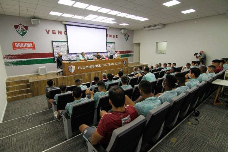 Fluminense se reapresentou no CT Carlos Castilho (Foto: Lucas Merçon/FFC)