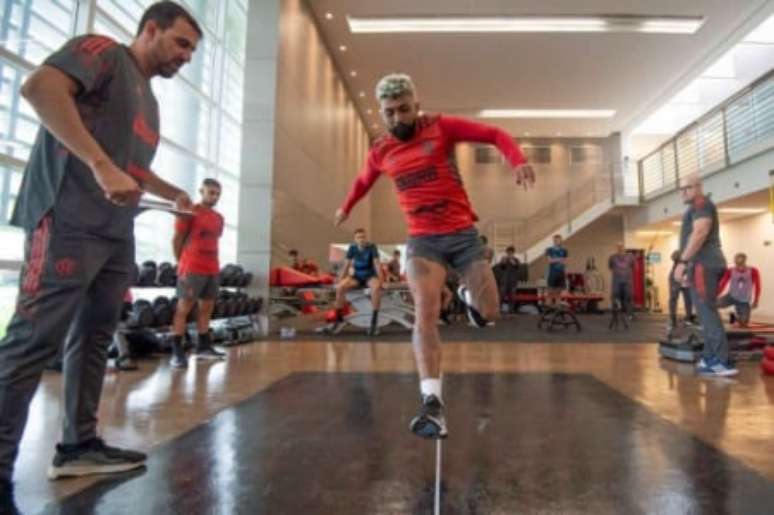 Gabigol durante o treino da última segunda-feira (Foto: Alexandre Vidal / Flamengo)