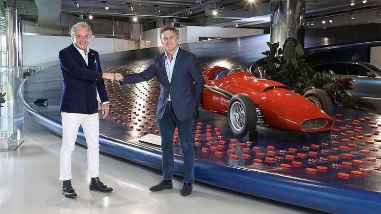 Davide Grasso e Alejandro Agag celebram a chegada da Maserati à Fórmula E 