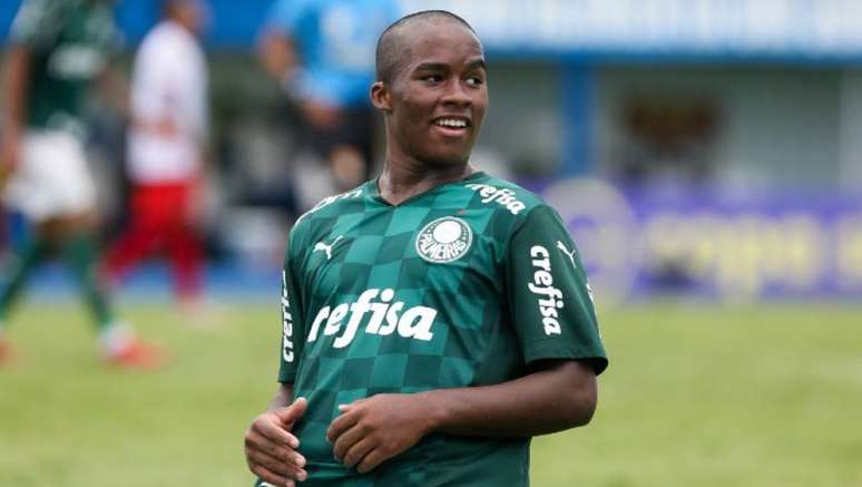 Técnico do Palmeiras vê Endrick focado: Cabeça muito boa