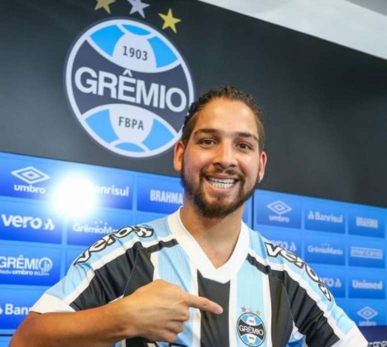 Benítez apresentado ao Grêmio (Lucas Uebel/Grêmio)