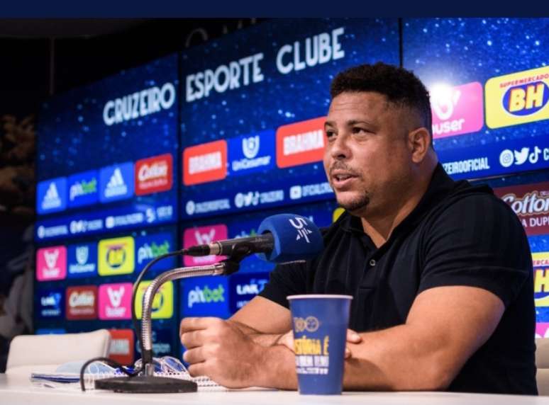 FOX Sports erra em arte e 'coloca' título mundial para o Cruzeiro