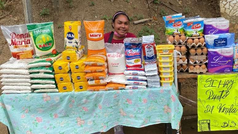 Yulimar Aldana prefere trabalhar vendendo na rua que na sua &aacute;rea de especializa&ccedil;&atilde;o