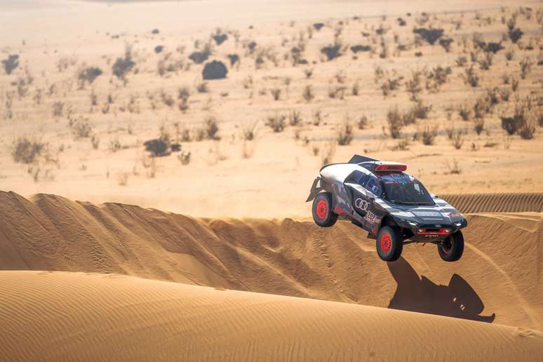 Carlos Sainz venceu sua 41ª etapa no Dakar 