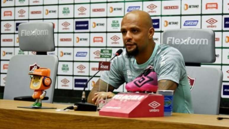 Felipe Melo concedeu entrevista coletiva nesta quarta-feira (Foto: Mailson Santana/Fluminense FC)