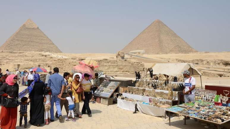 A dependência do Egito do setor informal intensificou a cultura do 'baksheesh'