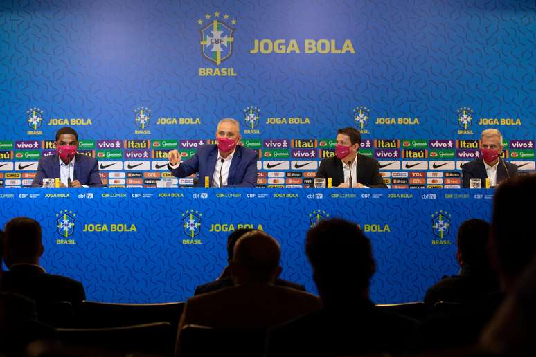 Tite durante anuncio da primeira convocação de 2022 na sede da CBF Lucas Figueiredo CBF