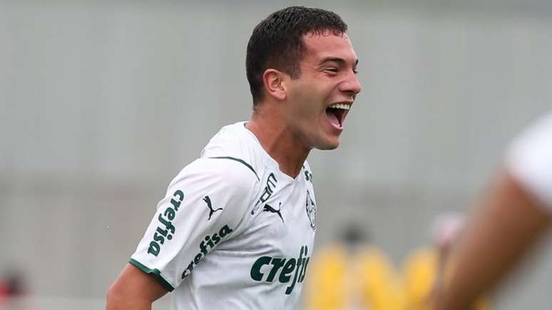 Titular do Palmeiras na Copinha, Fabinho comemora o seu gol contra o Mauá FC (Foto: Fábio Menotti/Palmeiras)