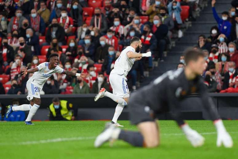 Na La Liga, Real Madrid derrotou o Athletic Bilbao por 2 a 1 (Foto: ANDER GILLENEA / AFP)