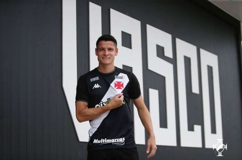 Matheus Barbosa foi o décimo primeiro reforço do Vasco para a temporada 2022 (Foto: Rafael Ribeiro/Vasco)