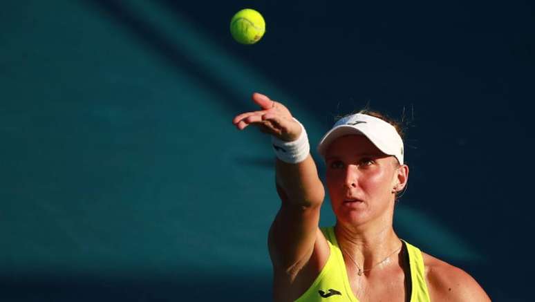 Belinda Bencic é campeã da WTA 500 de Abu Dhabi; Luisa Stefani