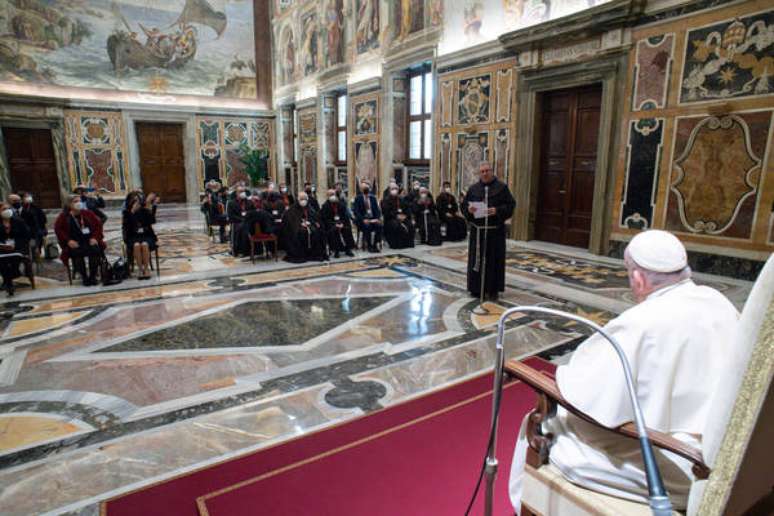 Papa Francisco durante audiência com membros da Custódia da Terra Santa