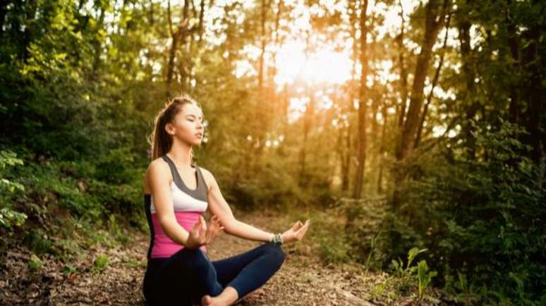 Além de relaxamento, a meditação também oferece outros benefícios para o organismo - Shutterstock