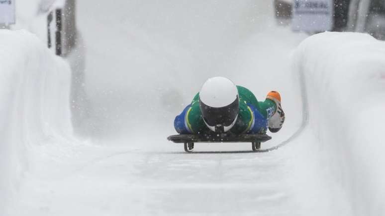 Nicole Silveira é uma das promessas brasileiras para as Olimpíadas de Inverno em Pequim (Divulgação/IBSF)