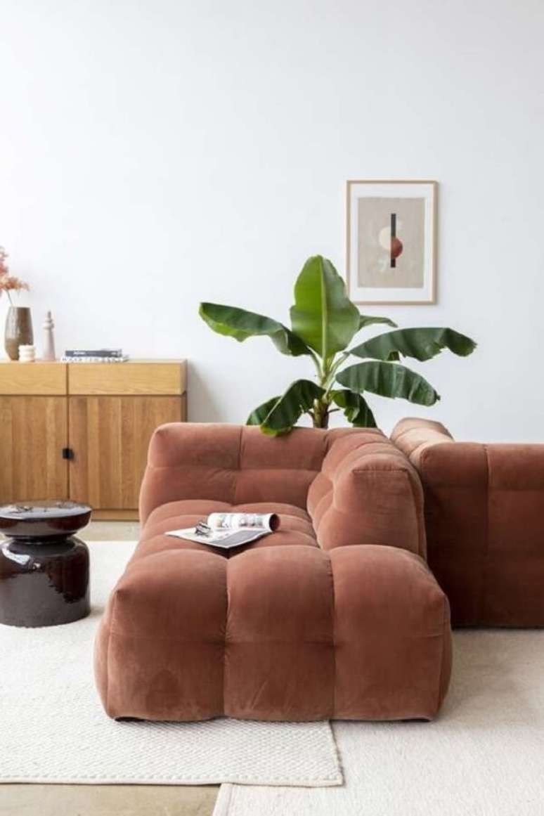 18. Sala de estar com chaise longue confort&aacute;vel &ndash; Foto Loods