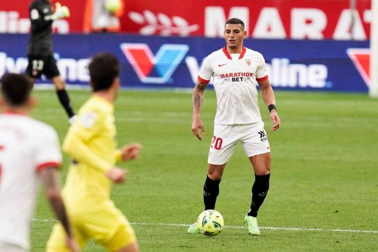 Diego Carlos está disposto a jogar pelo Newcastle (Foto: Divulgação / Sevilla)